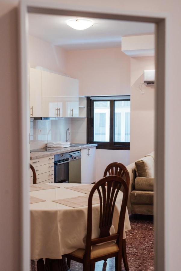 Luxury Apartment In Plaka - Acropolis Athens Luaran gambar